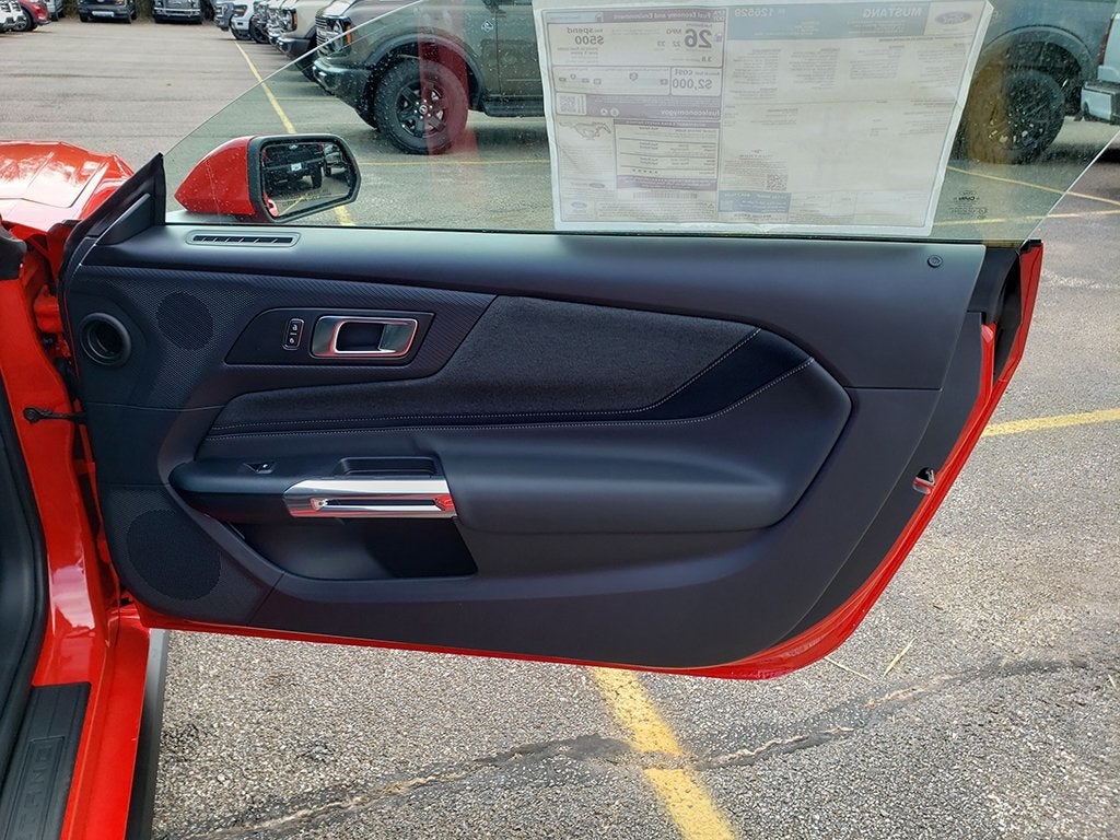 2025 Ford Mustang EcoBoost