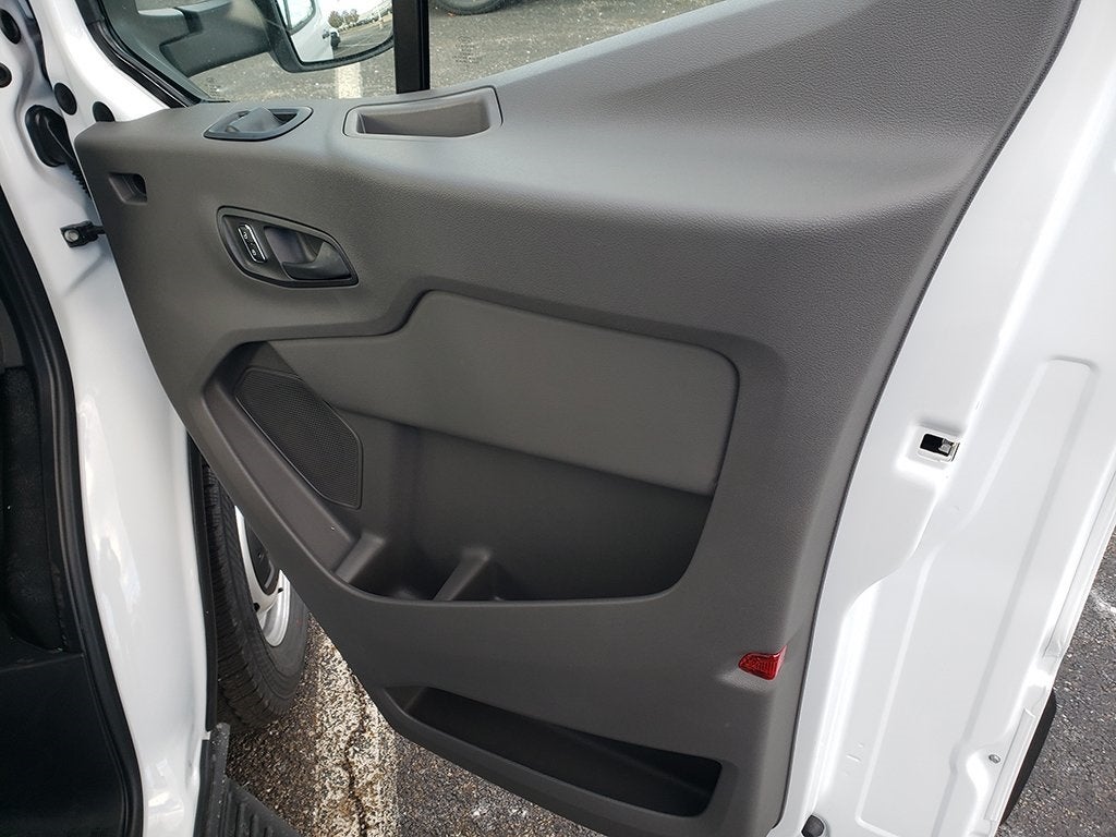 2025 Ford Transit-350 XL