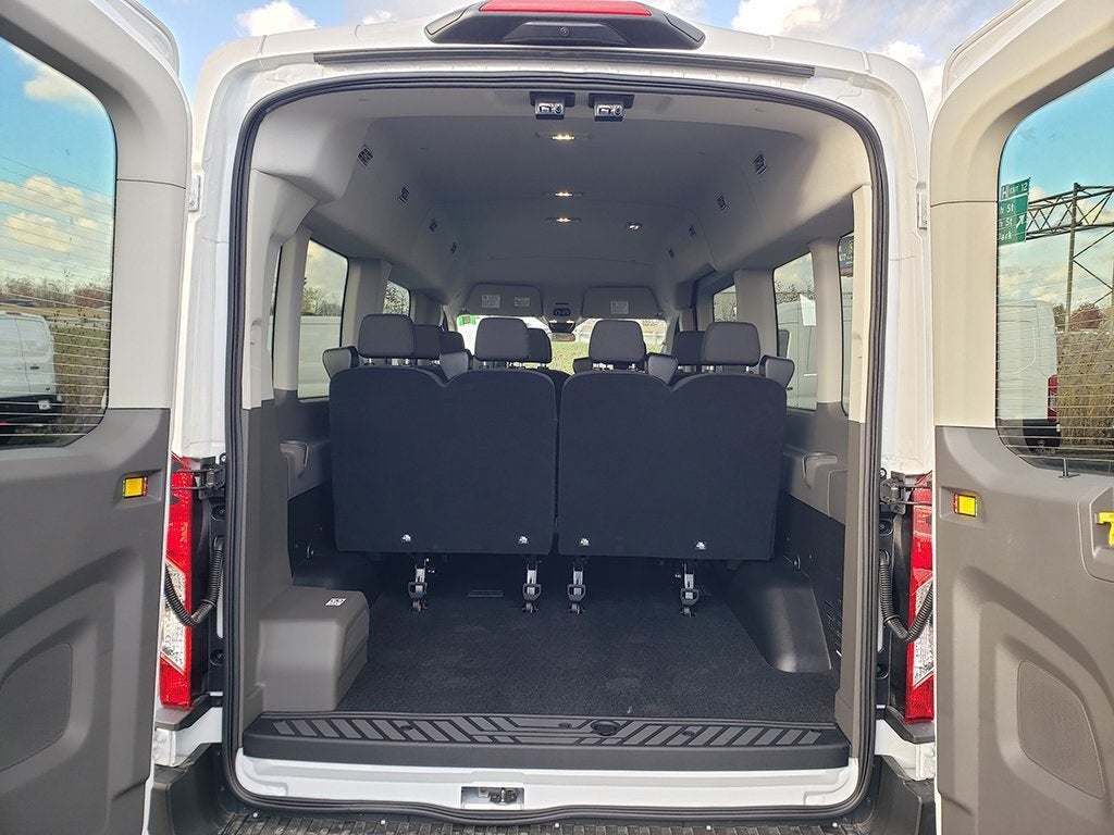 2025 Ford Transit-350 XL