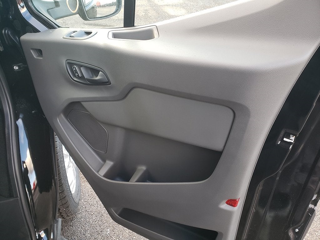 2025 Ford Transit-350 XL