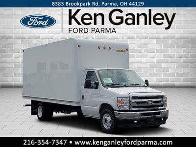 2026 Ford E-350SD Base Cutaway