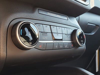 2025 Ford Escape Hybrid ST-Line