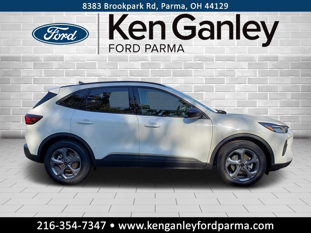 2025 Ford Escape Hybrid ST-Line