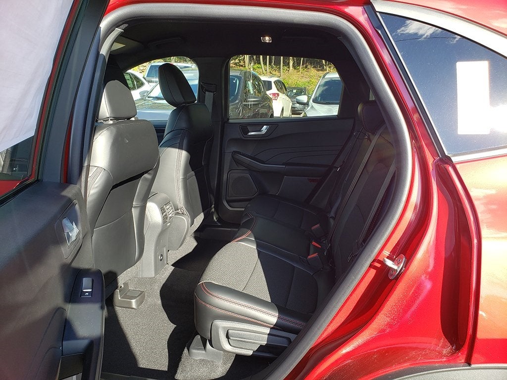 2026 Ford Escape Hybrid ST-Line Select