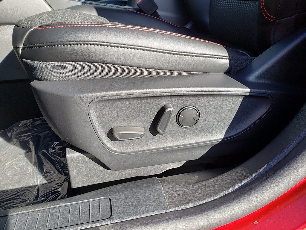 2026 Ford Escape Hybrid ST-Line Select