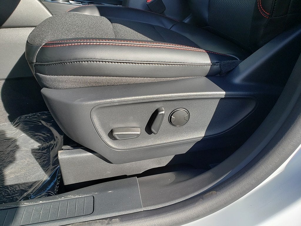 2026 Ford Escape Hybrid ST-Line Select