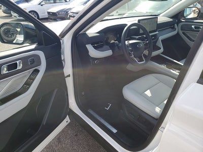 2026 Ford Explorer Platinum