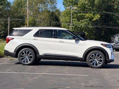 2027 Ford Explorer ST-Line