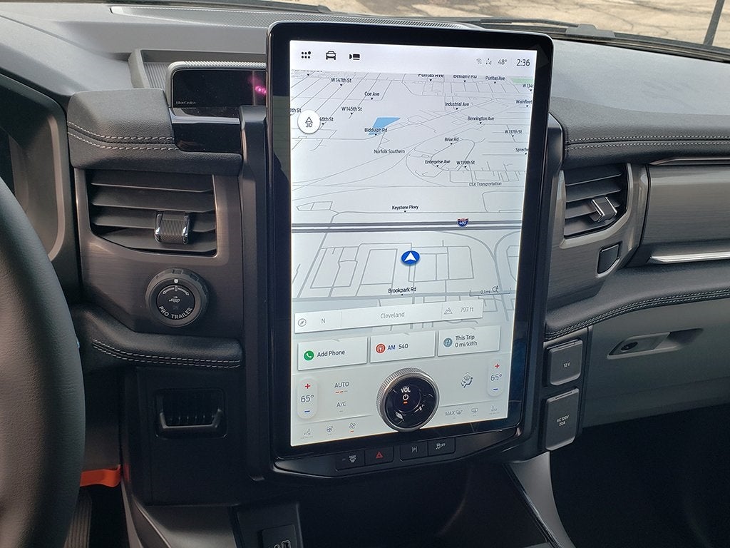 2025 Ford F-150 Lightning Flash