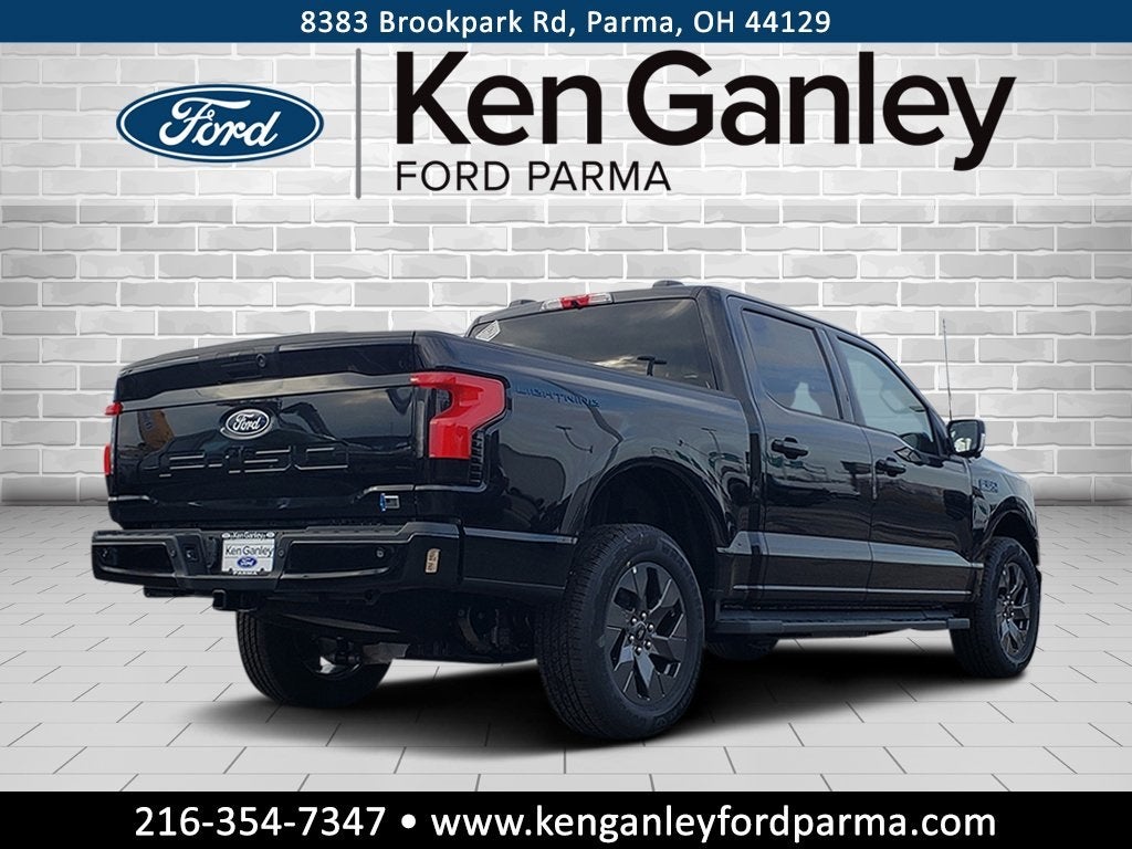 2025 Ford F-150 Lightning Flash