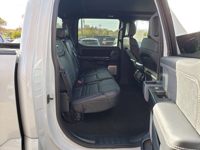 2025 Ford F-150 Lightning Platinum