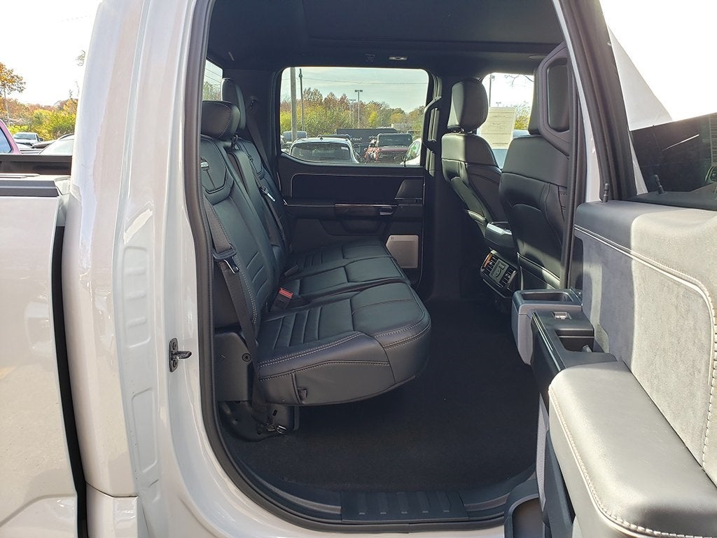 2025 Ford F-150 Lightning Platinum