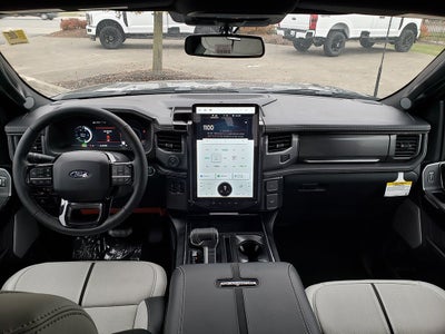 2025 Ford F-150 Lightning Platinum