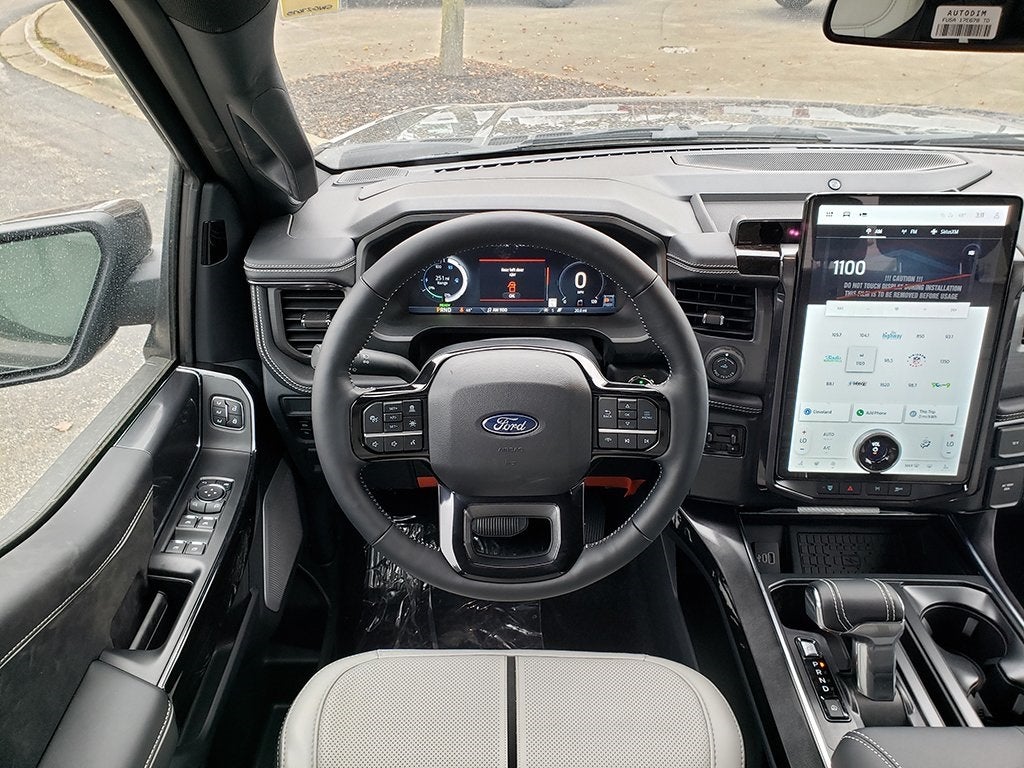 2025 Ford F-150 Lightning Platinum