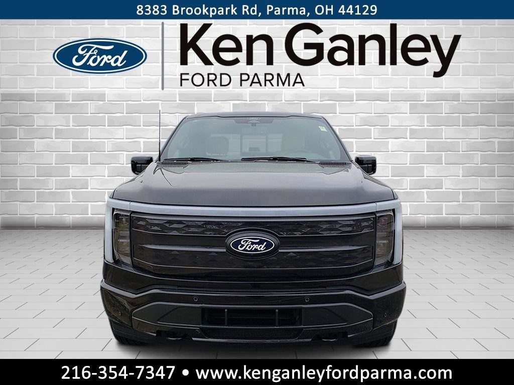 2025 Ford F-150 Lightning Platinum