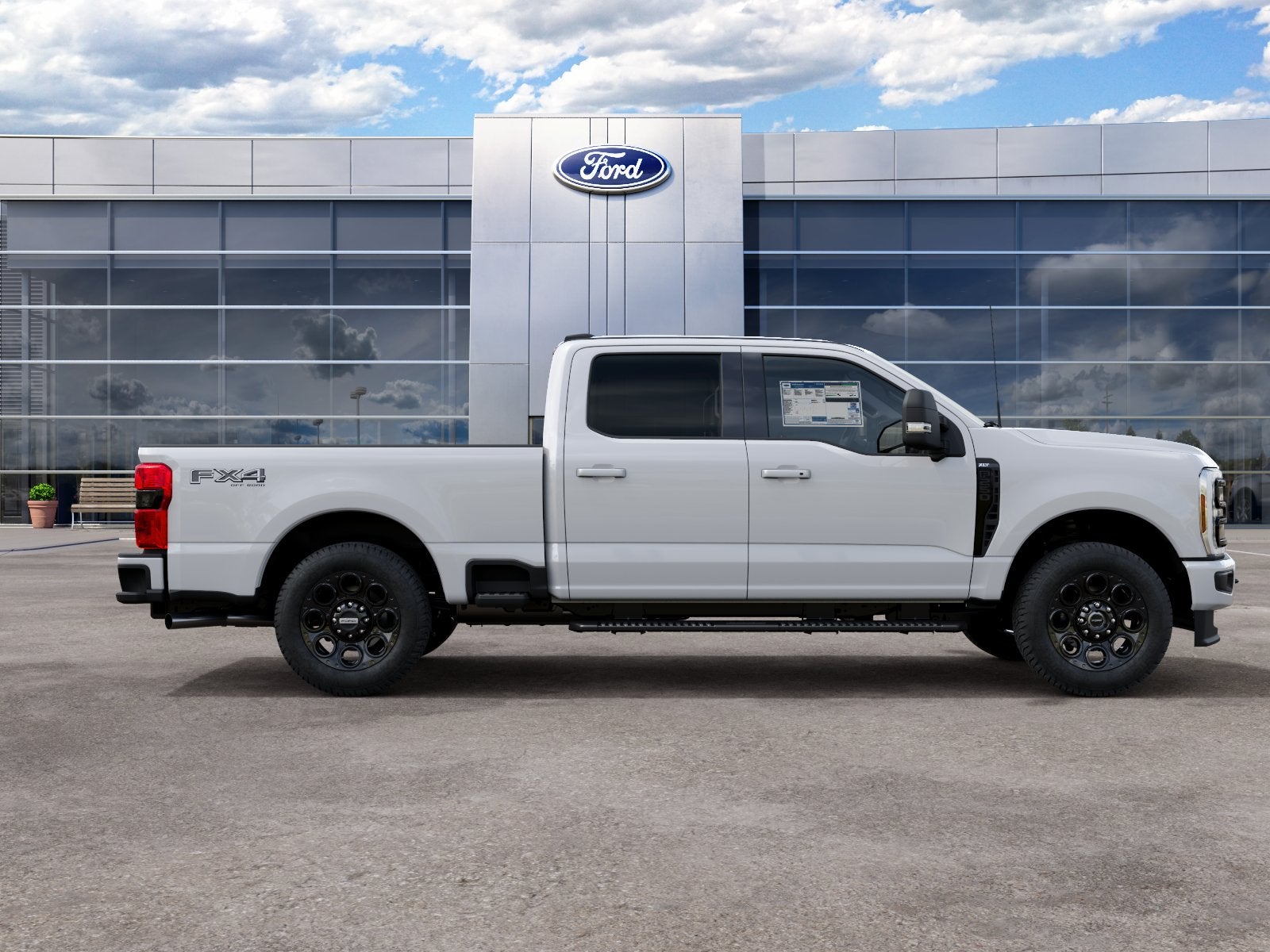 2027 Ford F-250SD XLT