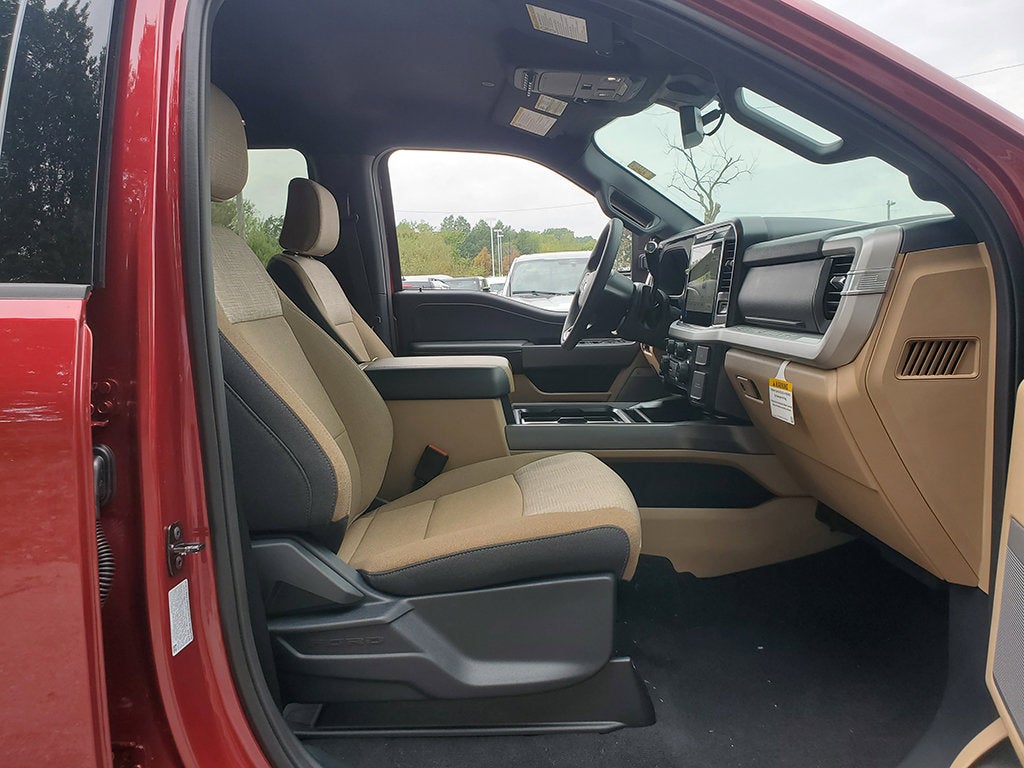 2027 Ford F-250SD XLT