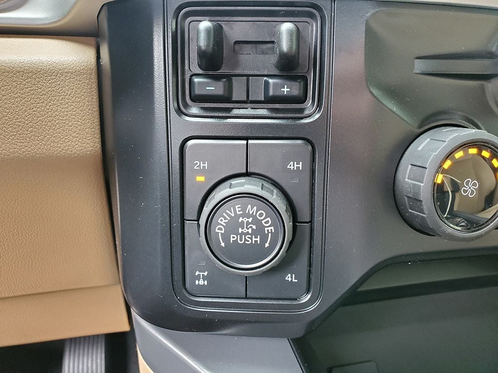 2027 Ford F-250SD XLT