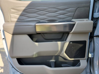 2027 Ford F-350SD Platinum DRW