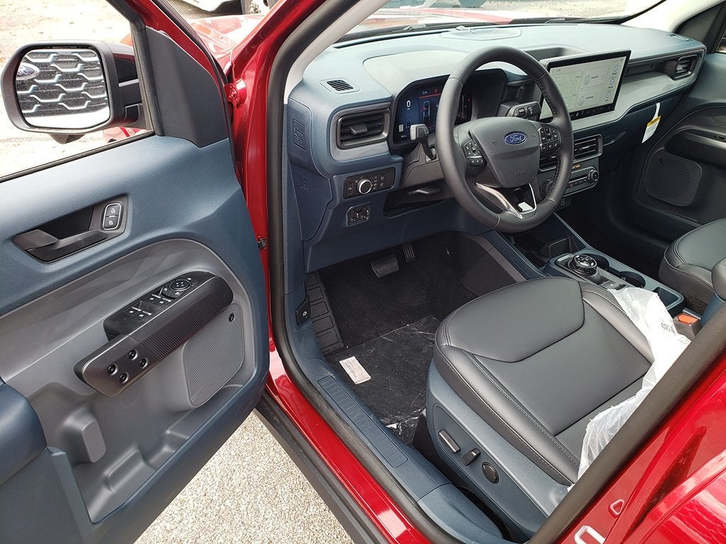 2025 Ford Maverick Lariat