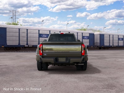 2027 Ford Super Duty F450 4X4 CRW PU