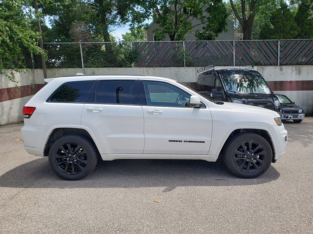 2019 Jeep Grand Cherokee Laredo
