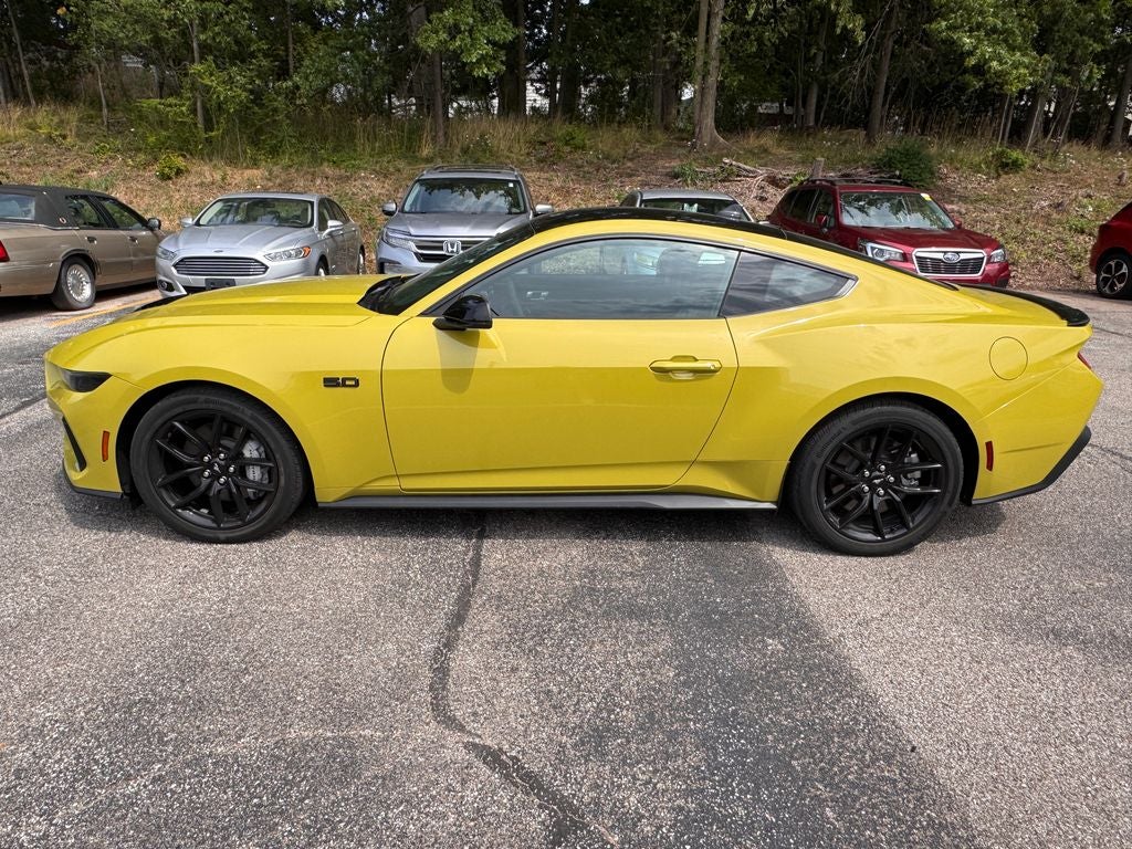 2025 Ford Mustang GT Premium