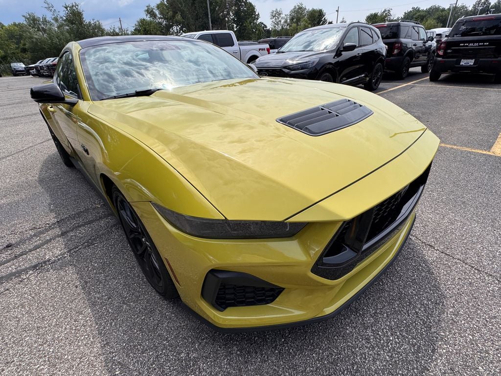 2025 Ford Mustang GT Premium