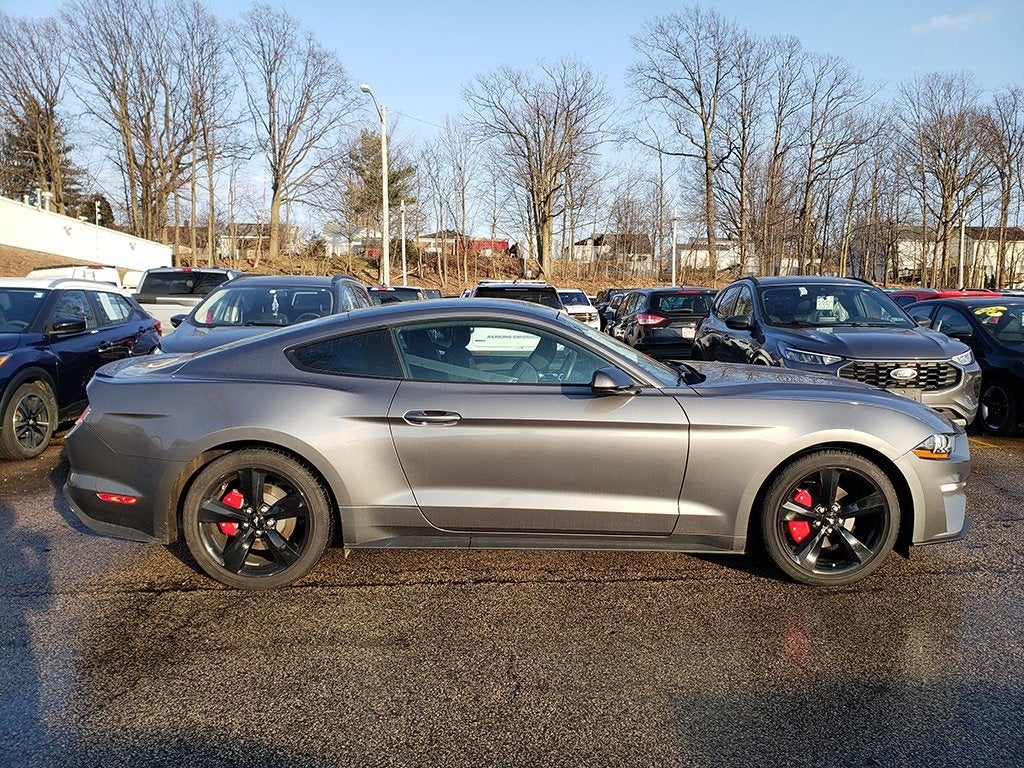 2021 Ford Mustang EcoBoost