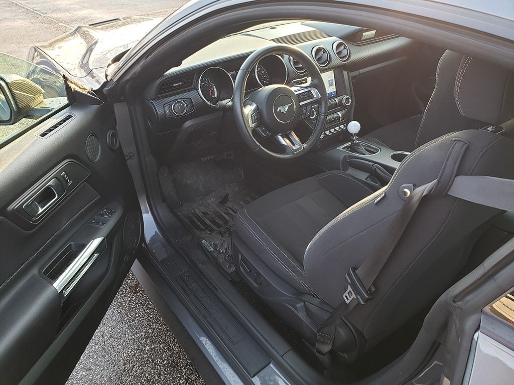 2021 Ford Mustang EcoBoost