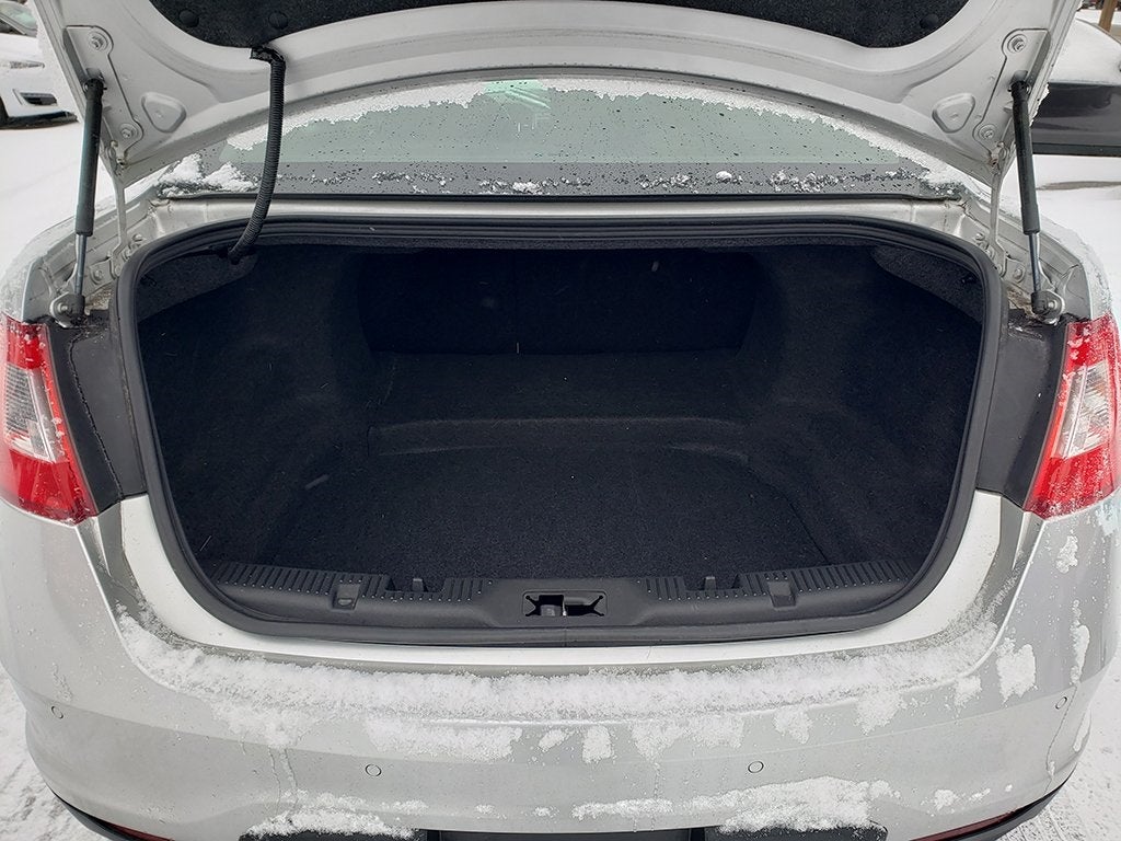 2010 Ford Taurus SEL