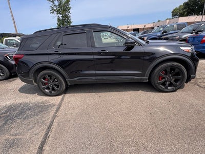2022 Ford Explorer ST