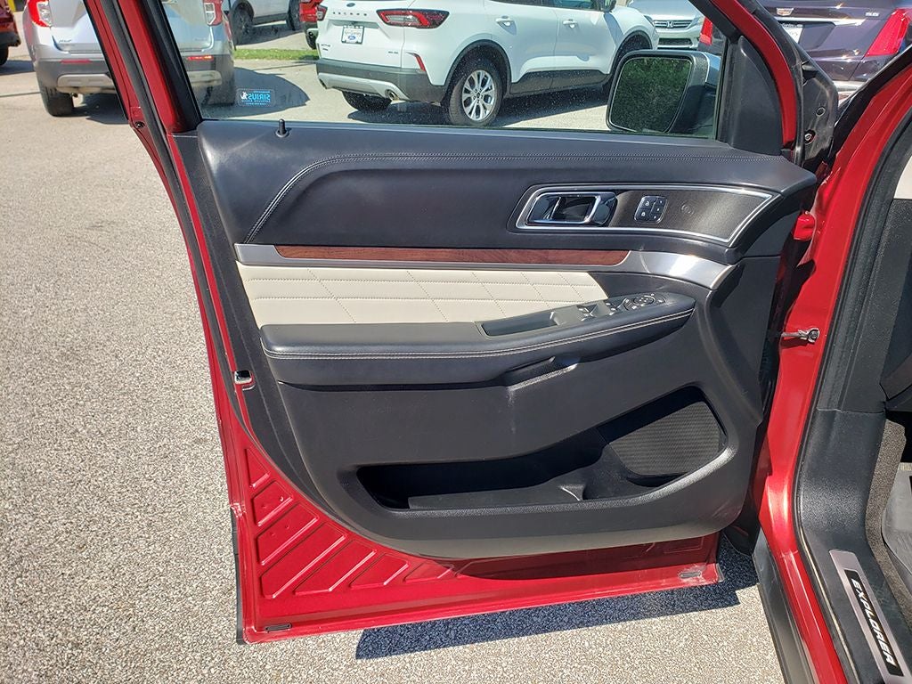 2017 Ford Explorer Platinum