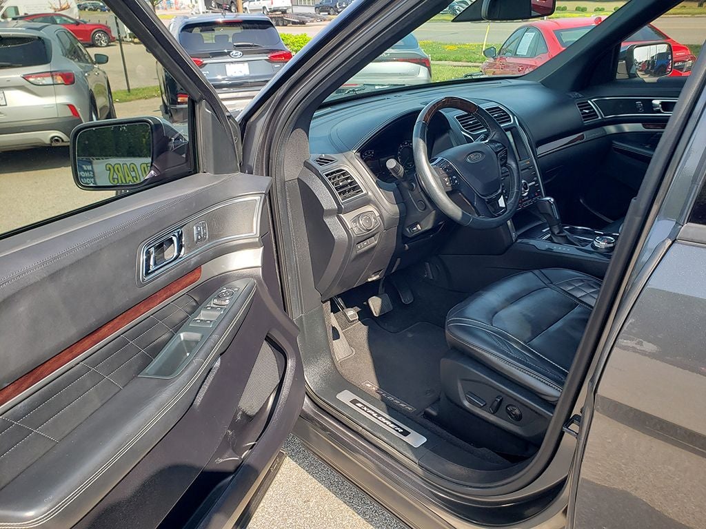 2019 Ford Explorer Platinum