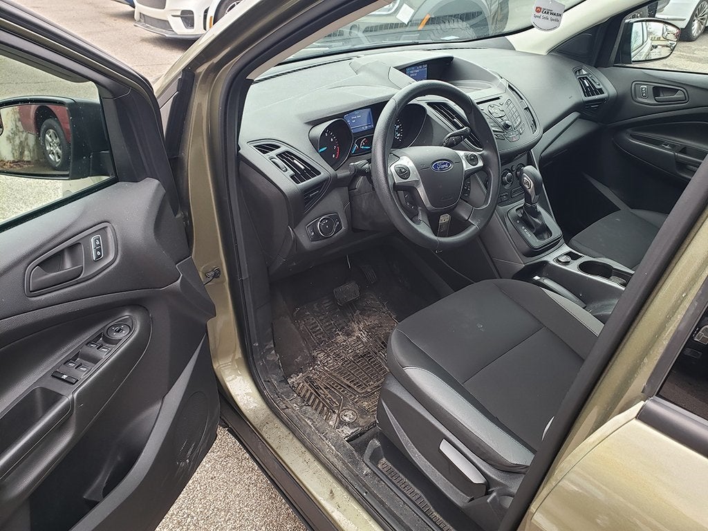 2014 Ford Escape S