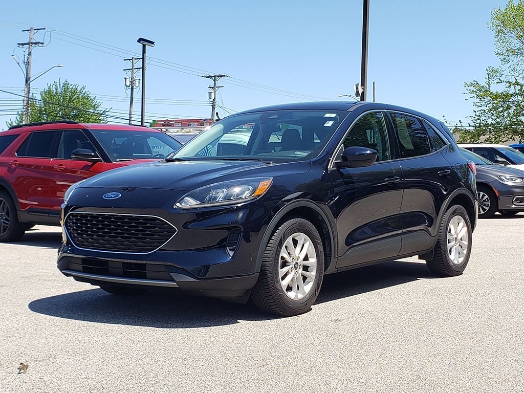 2021 Ford Escape SE FWD's photo