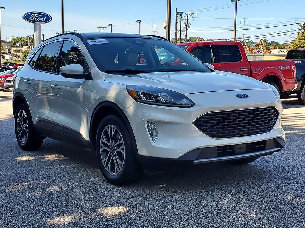 2020 Ford Escape SEL