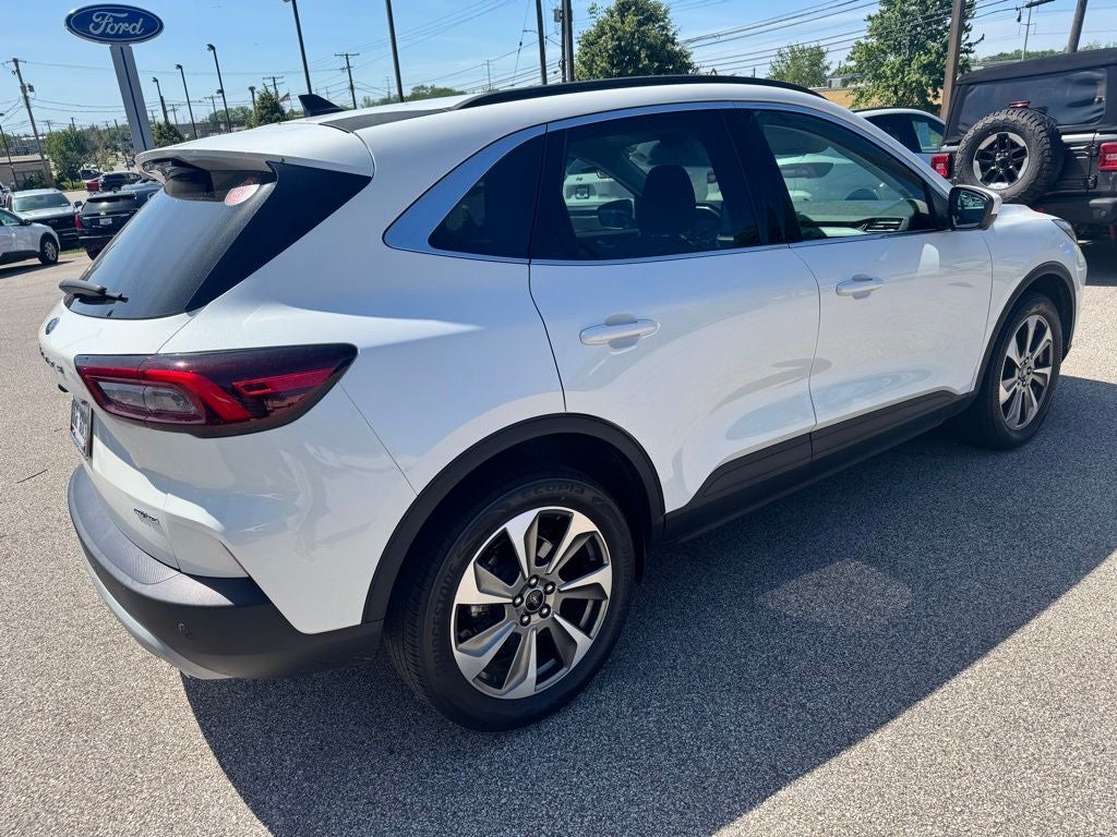 2023 Ford Escape Platinum