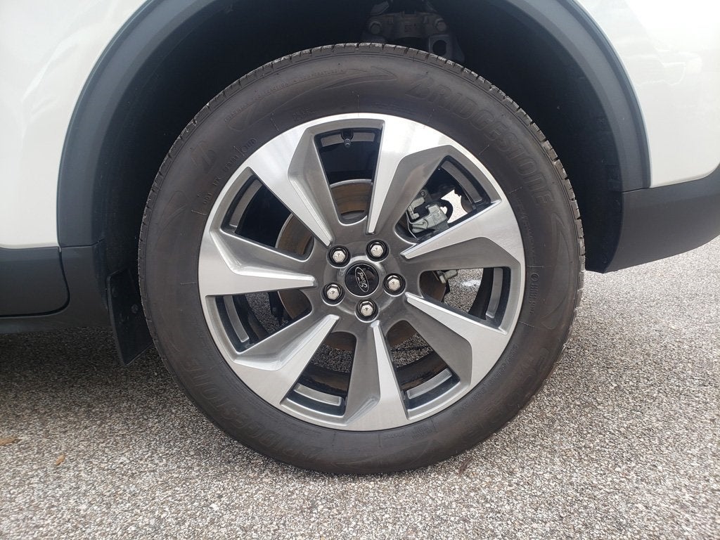 2025 Ford Escape Platinum