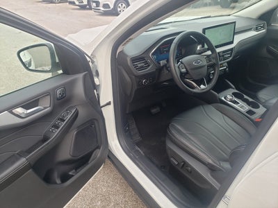 2025 Ford Escape Platinum