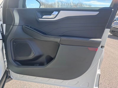 2026 Ford Escape Hybrid Platinum