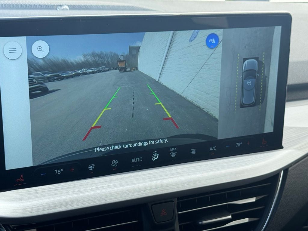2026 Ford Escape Hybrid Platinum