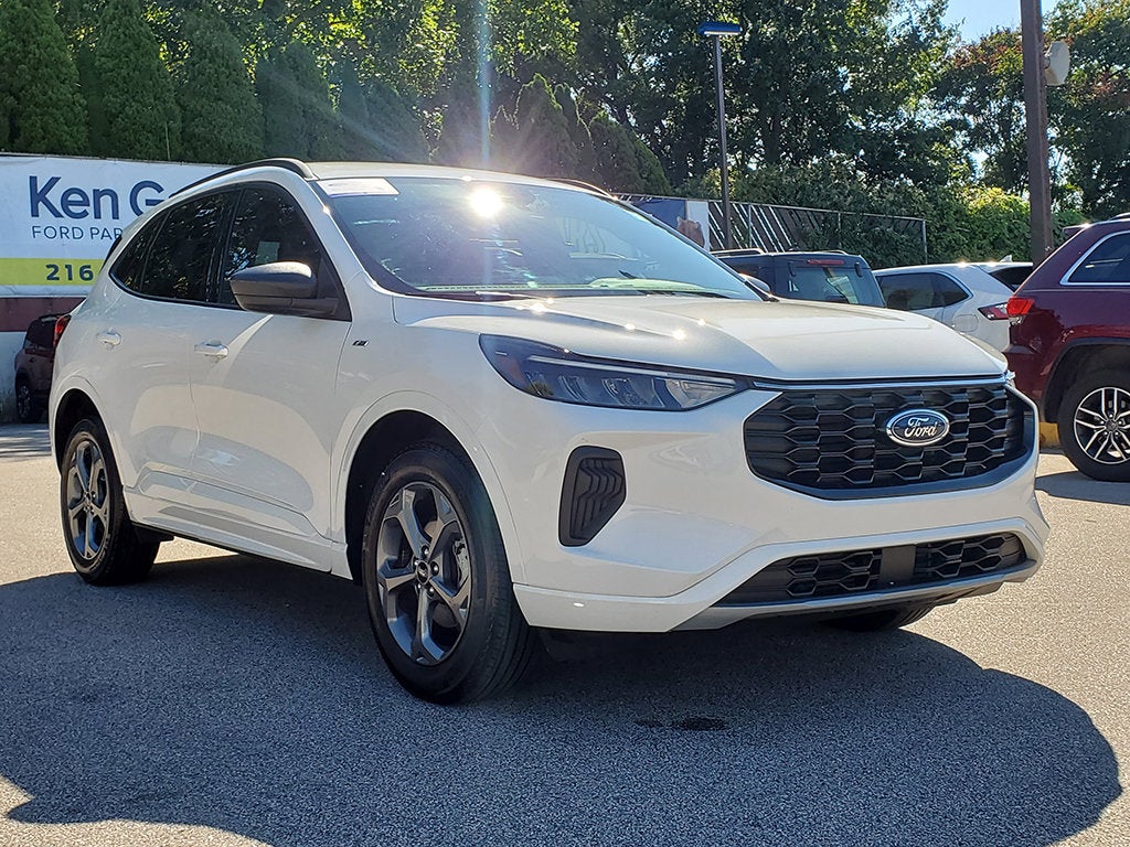 2023 Ford Escape ST-Line