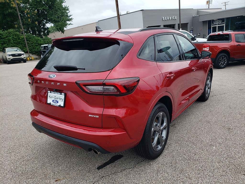 2024 Ford Escape ST-Line
