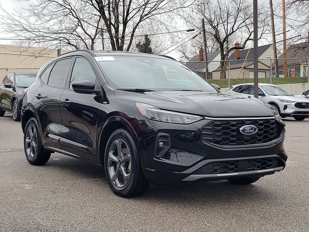 2023 Ford Escape ST-Line Select