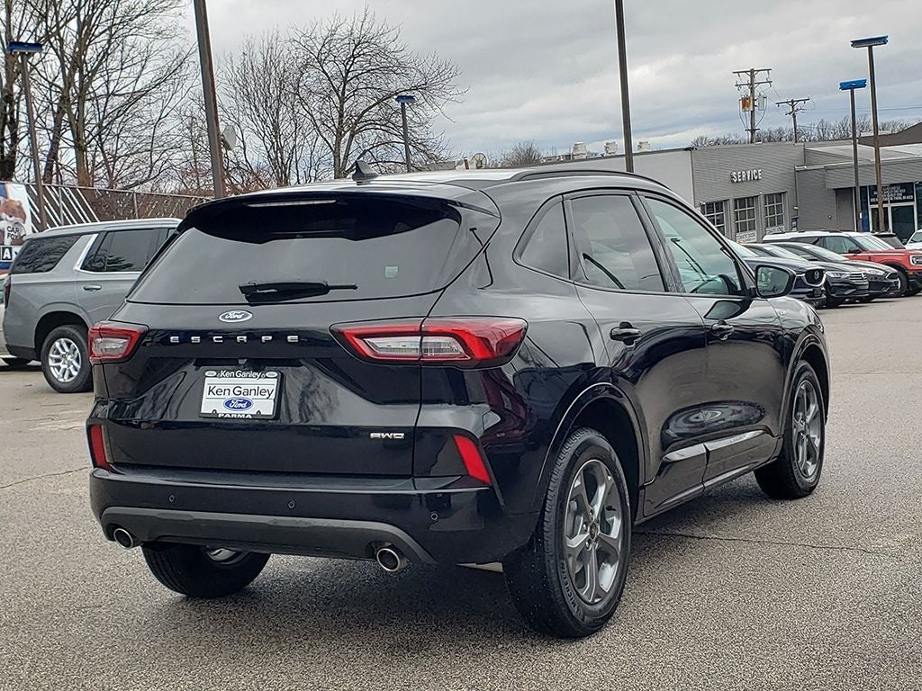 2023 Ford Escape ST-Line Select