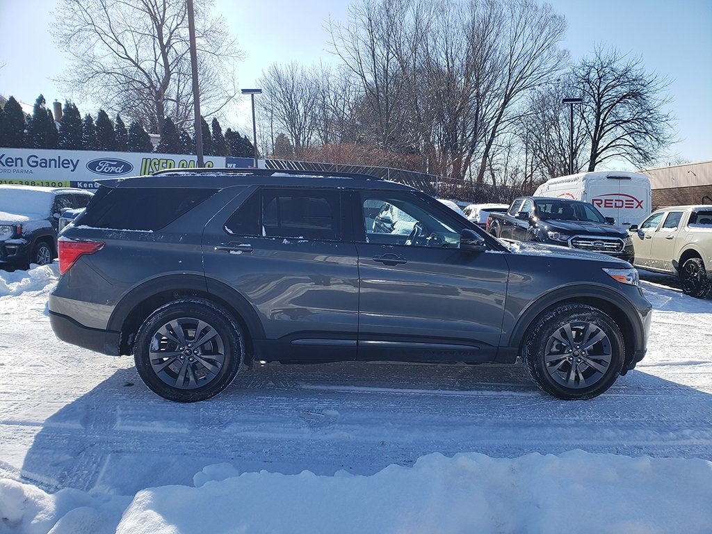 2023 Ford Explorer XLT