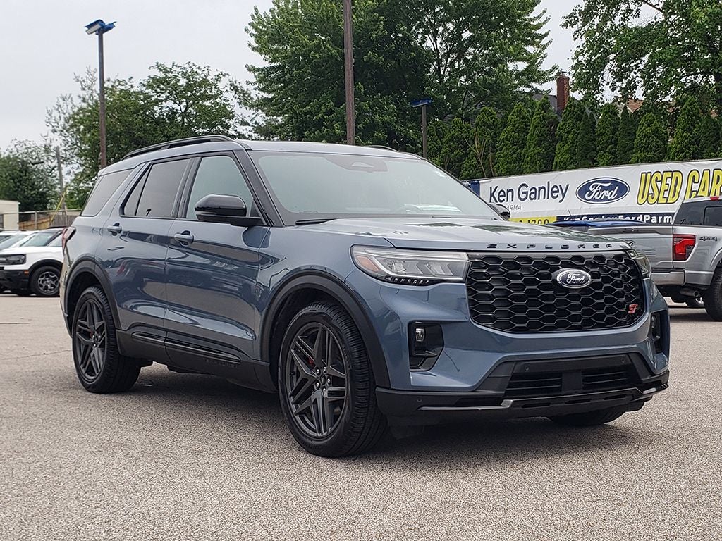 2025 Ford Explorer ST