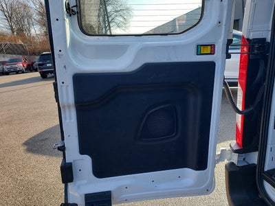 2022 Ford Transit-250 Base