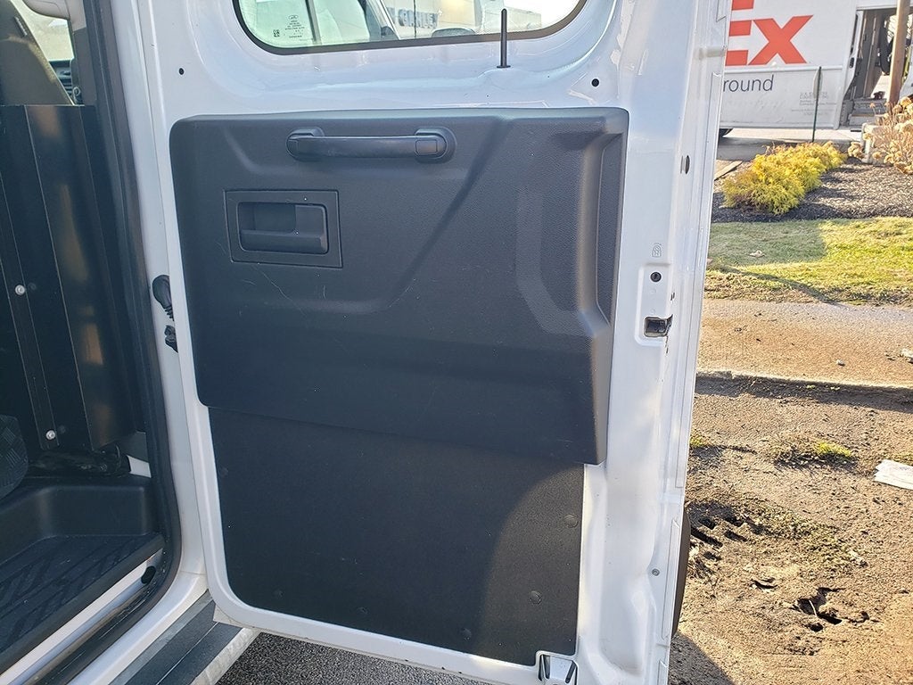 2022 Ford Transit-250 Base